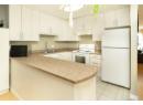 1640 Ufton Court Unit# 302, Kelowna, BC V1Y 8L5