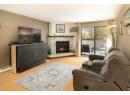 1640 Ufton Court Unit# 302, Kelowna, BC V1Y 8L5
