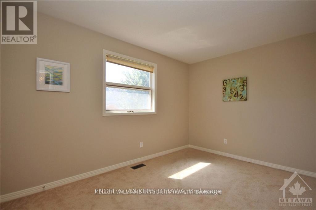 28 Country Club Drive, Ottawa, Ontario  K1V 9Y5 - Photo 24 - X13421246
