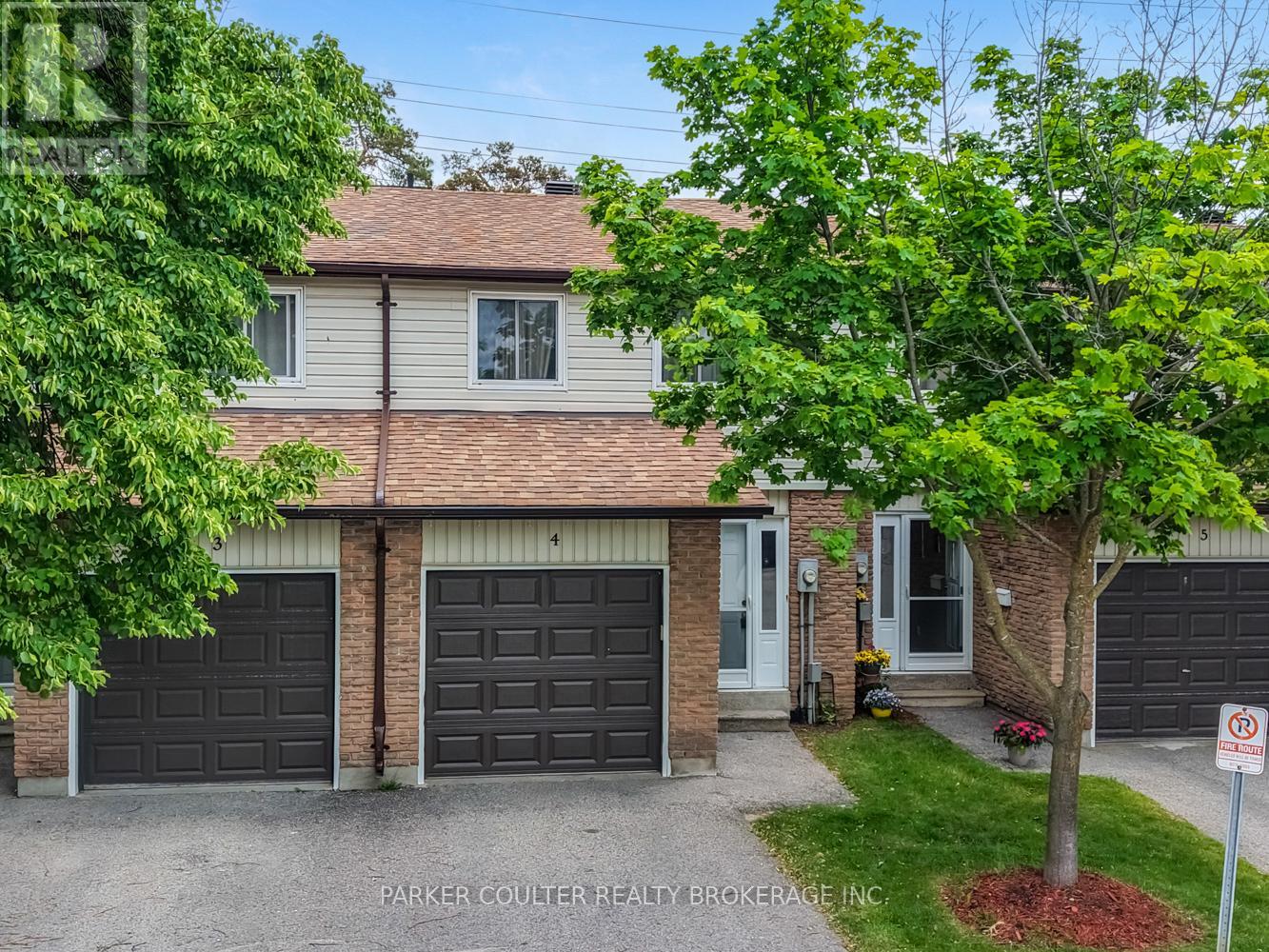 4 - 261 ROSE STREET, Barrie, Ontario