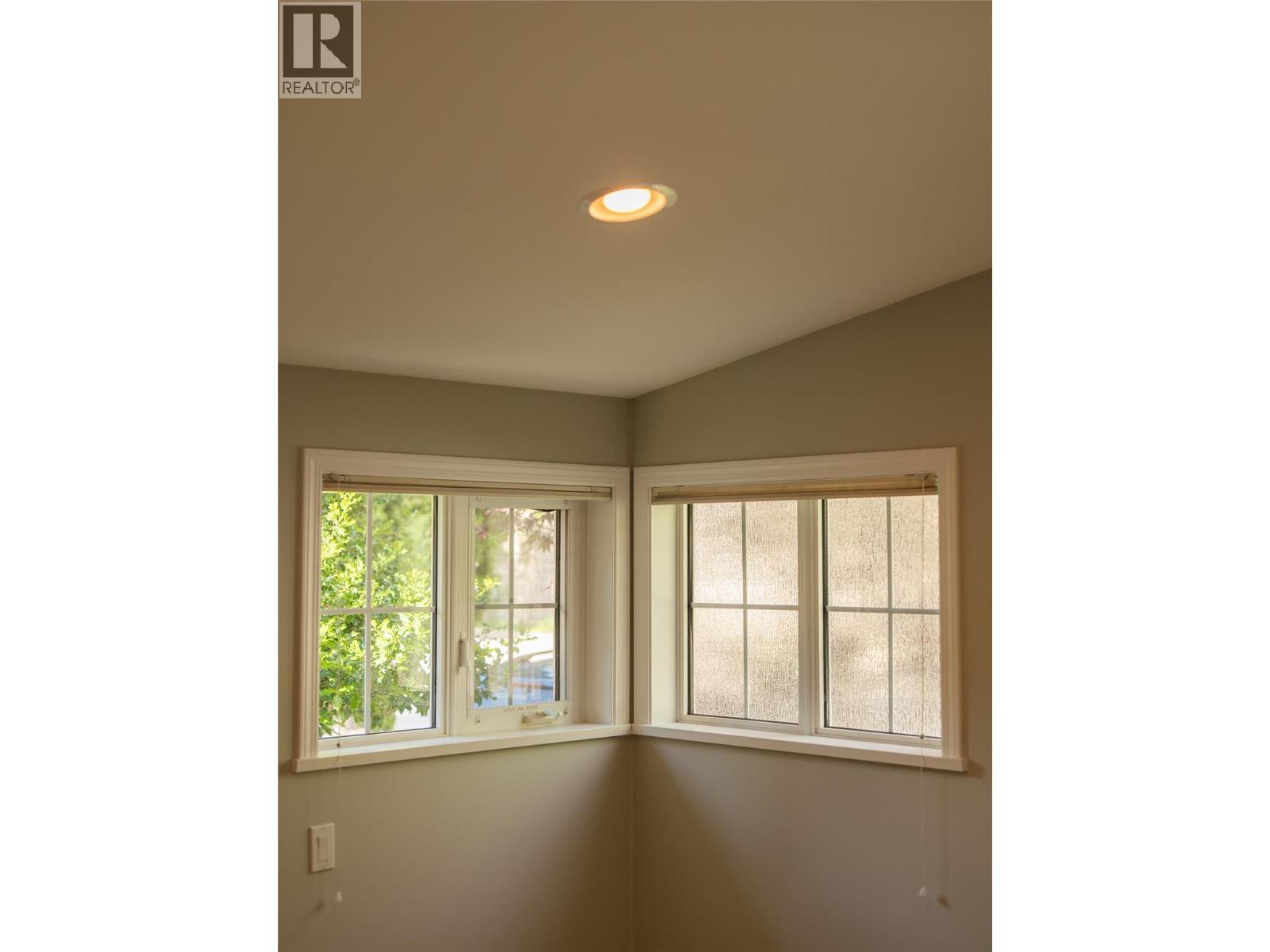615 Eighth Street, Nelson, British Columbia  V1L 3A6 - Photo 33 - 10390503