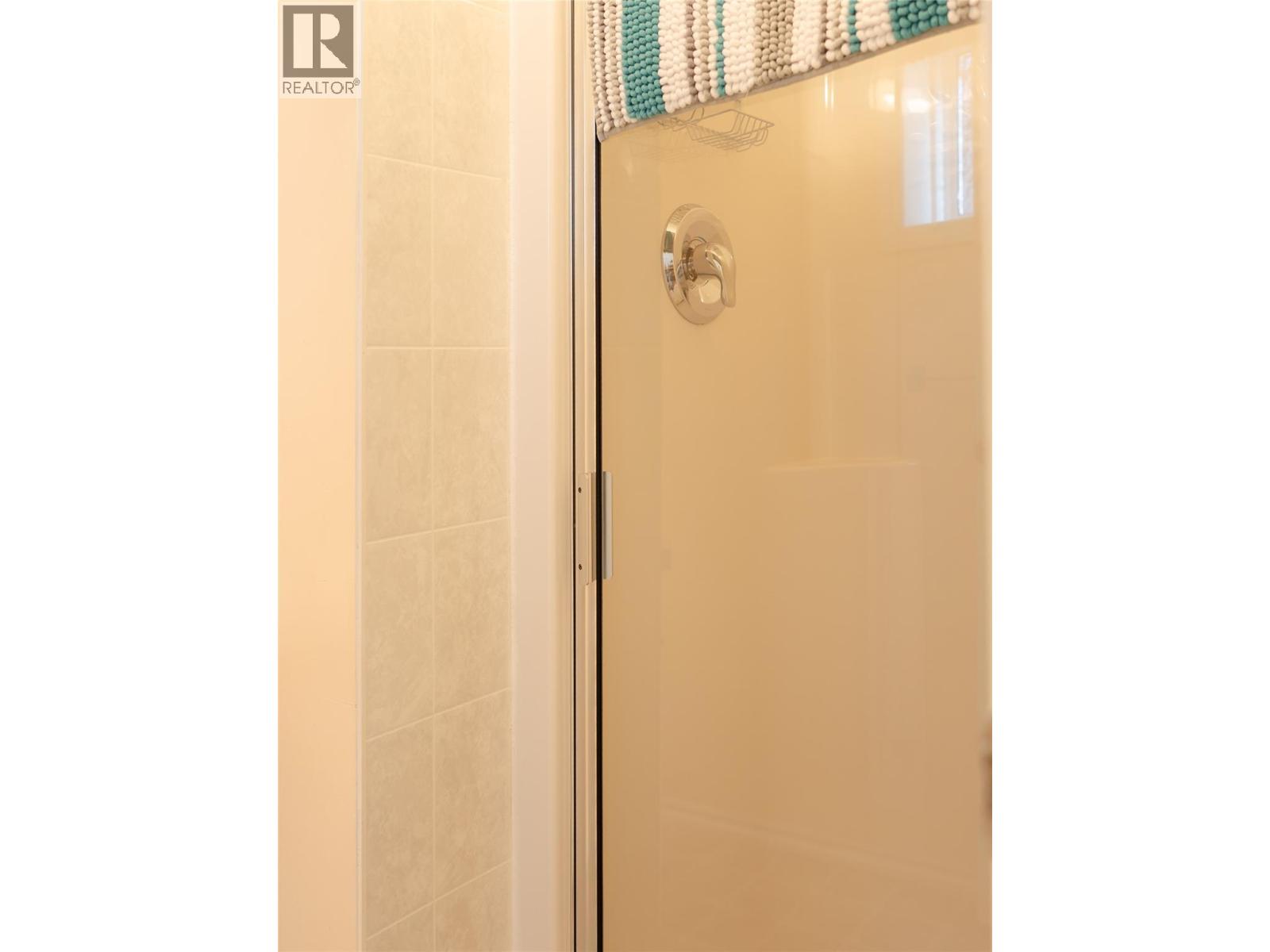615 Eighth Street, Nelson, British Columbia  V1L 3A6 - Photo 56 - 10390503