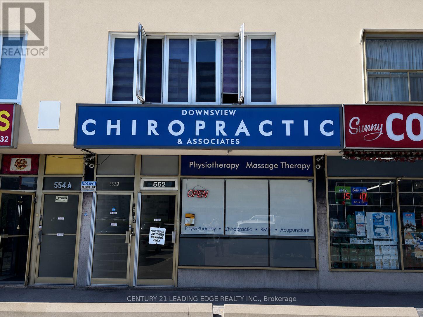 552 SHEPPARD AVENUE W, Toronto, Ontario