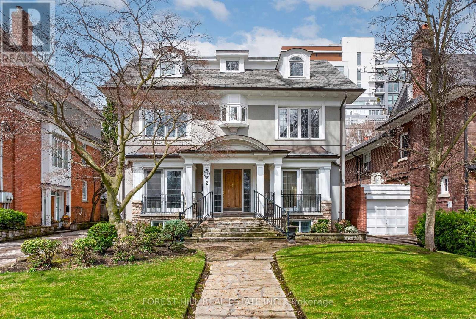 2 - 74 Lynwood Avenue, Toronto, Ontario M4V 1K4 - Photo 2 - C13421290