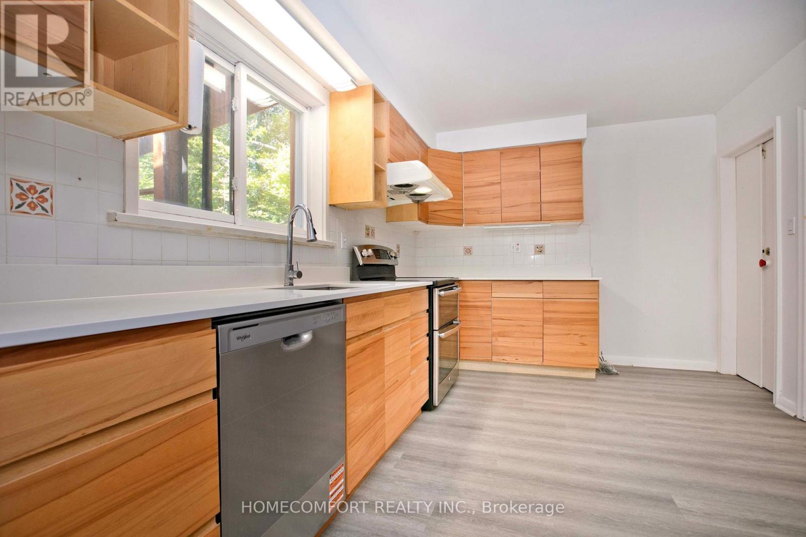 247 Parkview Avenue, Toronto, Ontario  M2N 3Z2 - Photo 9 - C13421294