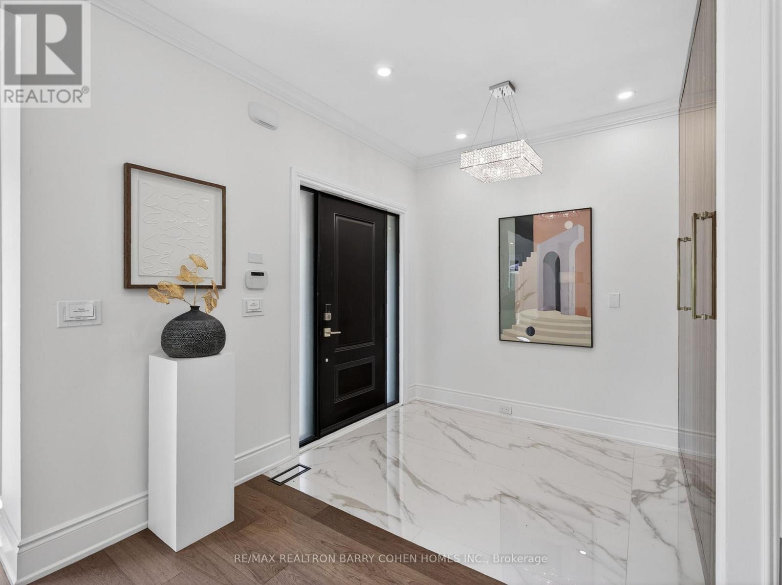 382 St Clements Avenue, Toronto, Ontario  M5N 1M1 - Photo 3 - C13421338