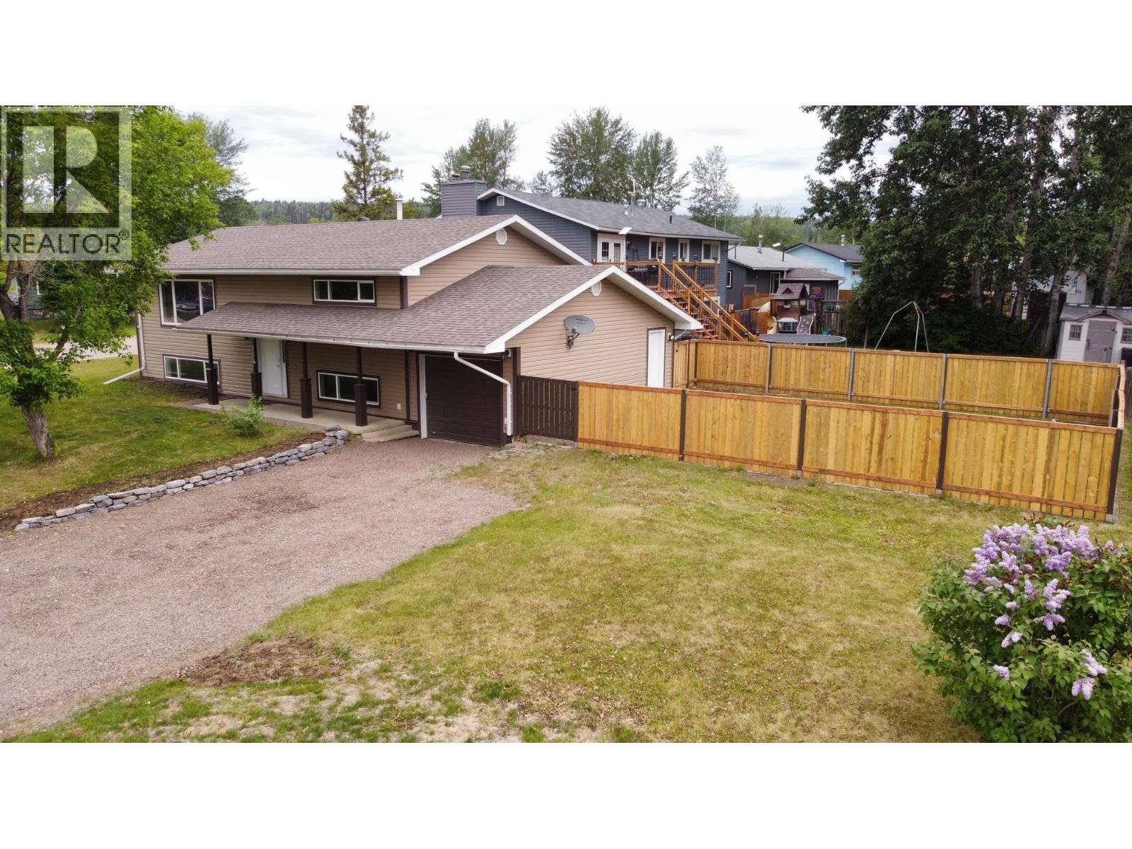 3924 E 53 AVENUE, Fort Nelson, British Columbia