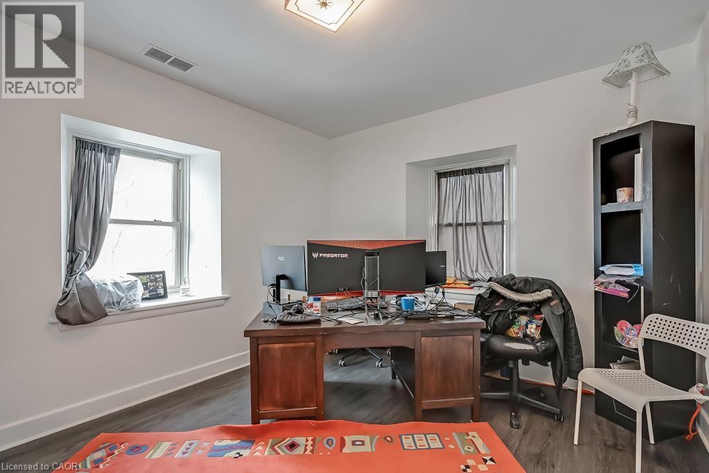 50 Sanders Boulevard, Hamilton, Ontario  L8S 3J6 - Photo 14 - 40802767