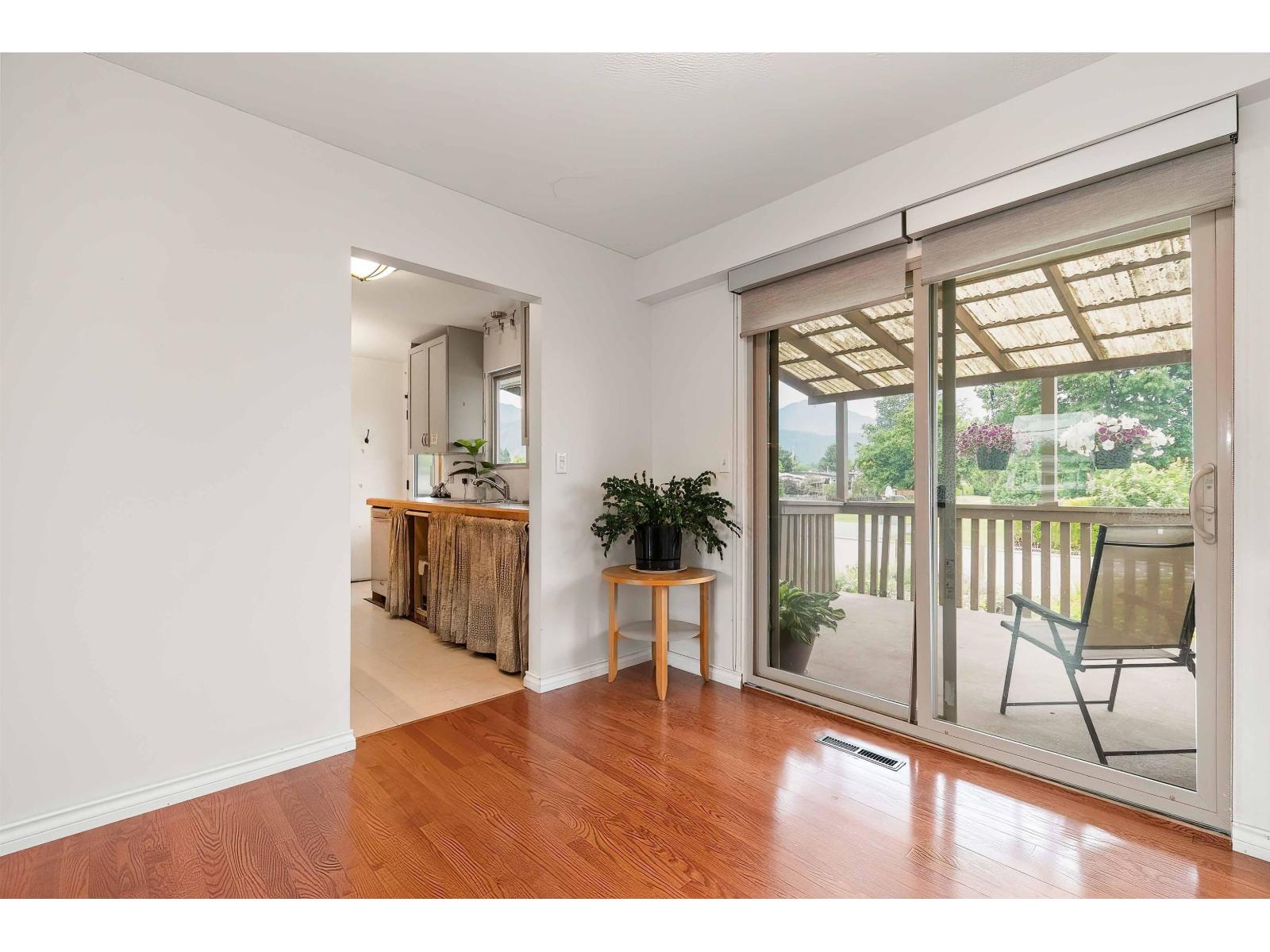 Listing image 9