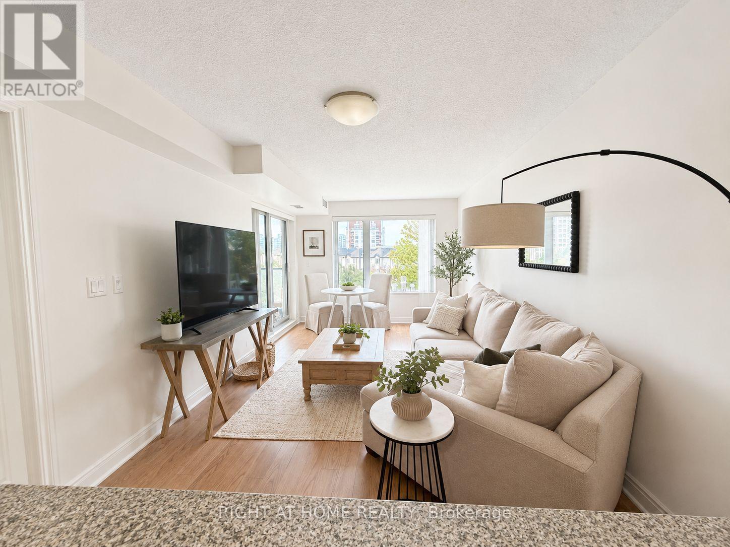 518 - 273 South Park Road, Markham, Ontario  L3T 0B5 - Photo 2 - N13421234