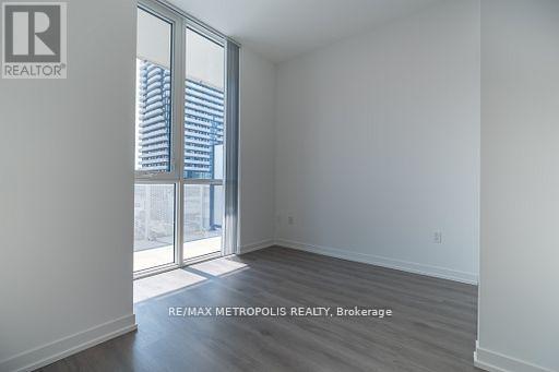 621 - 28 Interchange Way, Vaughan, Ontario  L4K 5Z7 - Photo 12 - N13421308