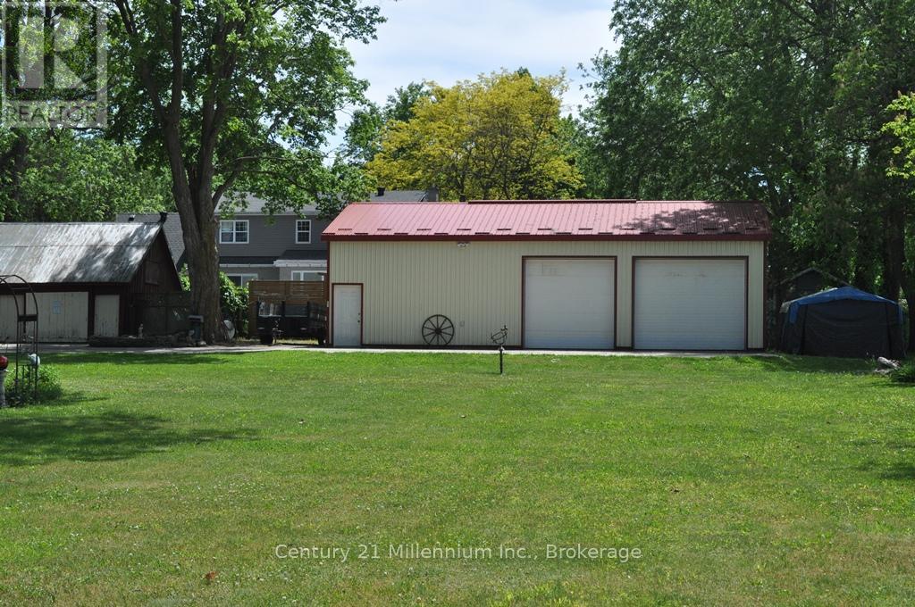 1 Jessie Street, Huron-Kinloss, Ontario  N0G 2R0 - Photo 40 - X12968646