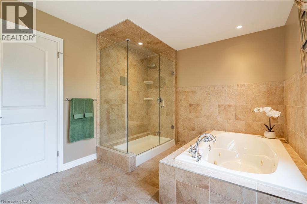 8881 Joseph Court, Niagara Falls, Ontario  L2H 3P1 - Photo 30 - 40812357