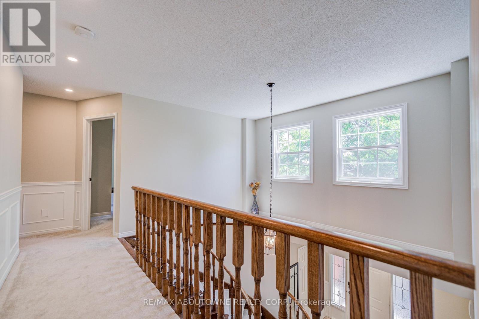1273 Blackthorn Place, Oakville, Ontario  L6M 2P3 - Photo 19 - W13421220