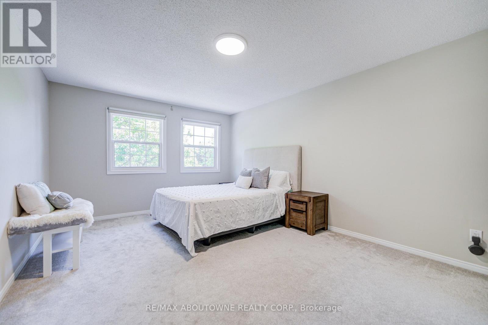 1273 Blackthorn Place, Oakville, Ontario  L6M 2P3 - Photo 20 - W13421220