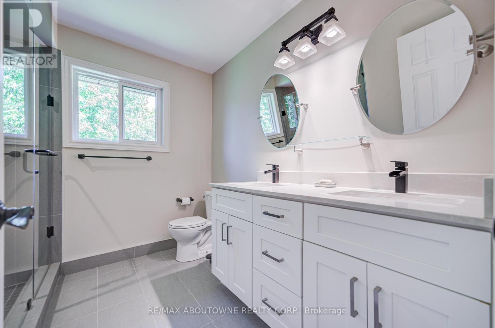 1273 Blackthorn Place, Oakville, Ontario  L6M 2P3 - Photo 27 - W13421220