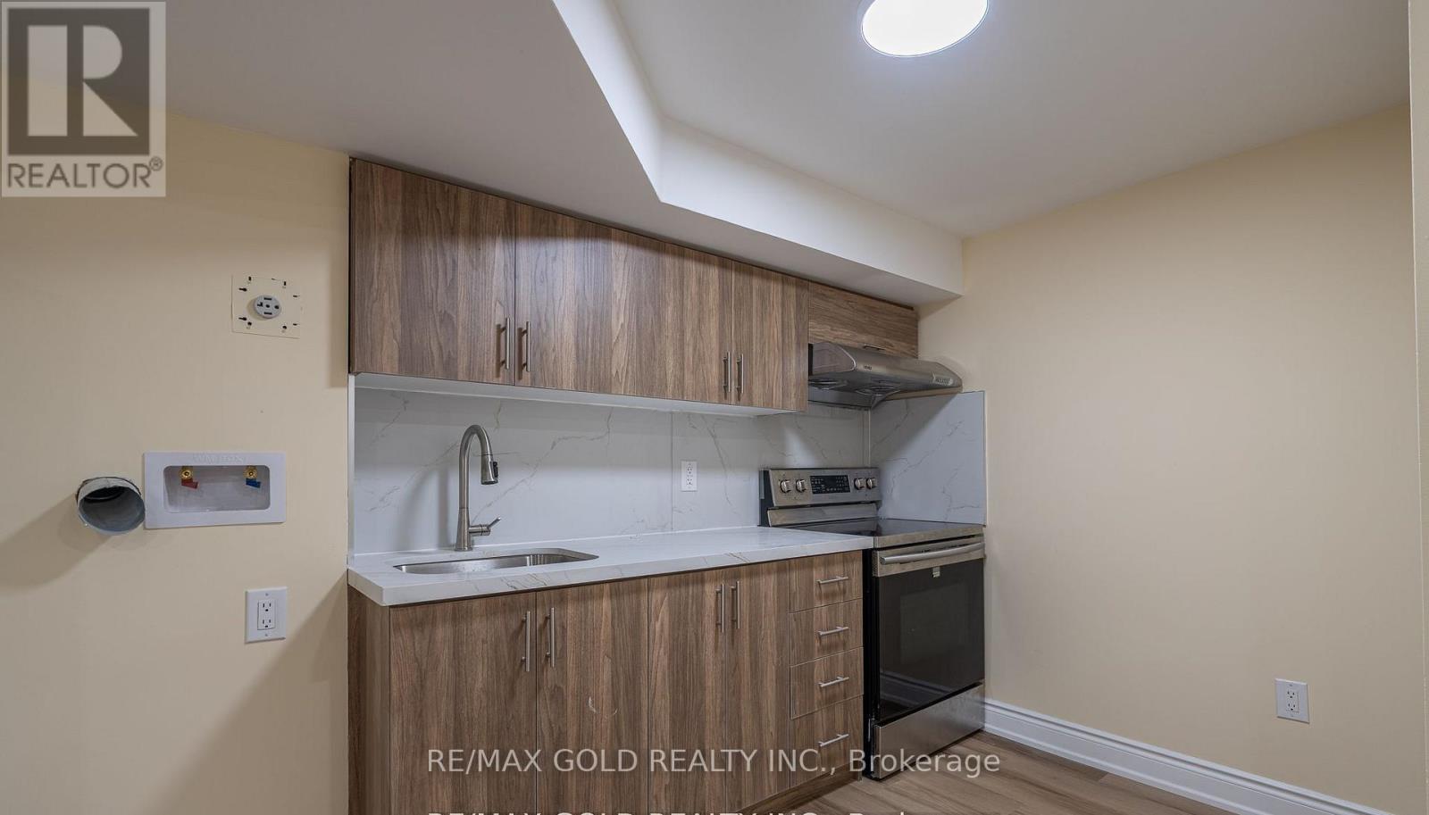 102 Bunchberry Way, Brampton, Ontario  L6R 2E8 - Photo 26 - W13421228