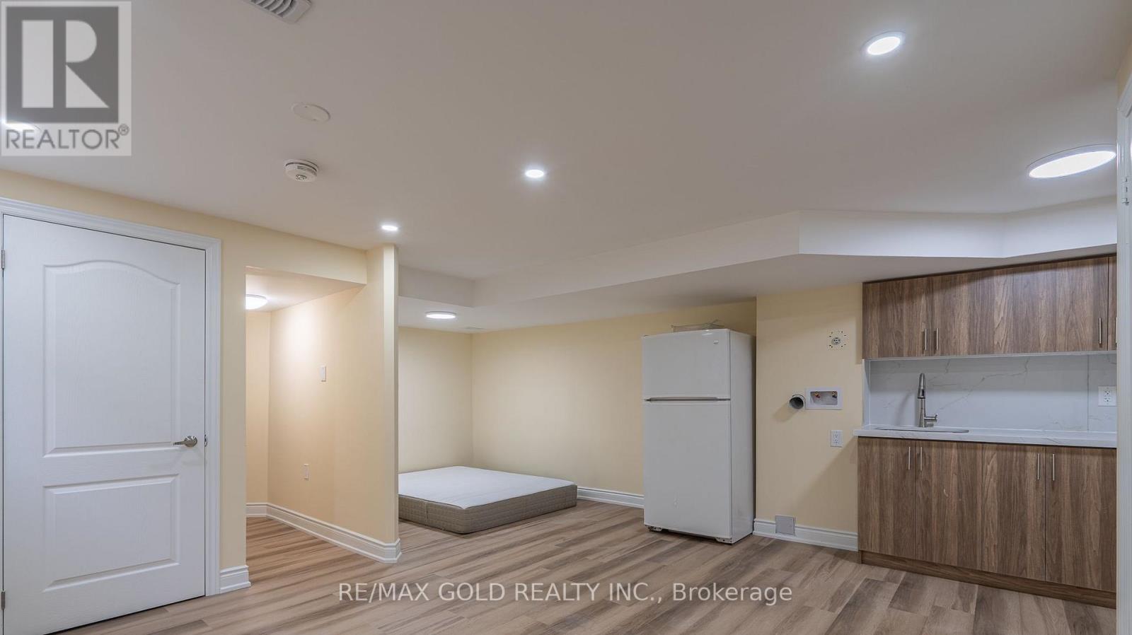 102 Bunchberry Way, Brampton, Ontario  L6R 2E8 - Photo 28 - W13421228