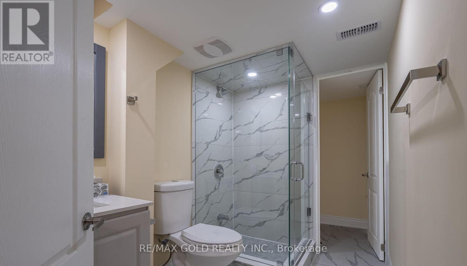102 Bunchberry Way, Brampton, Ontario  L6R 2E8 - Photo 30 - W13421228
