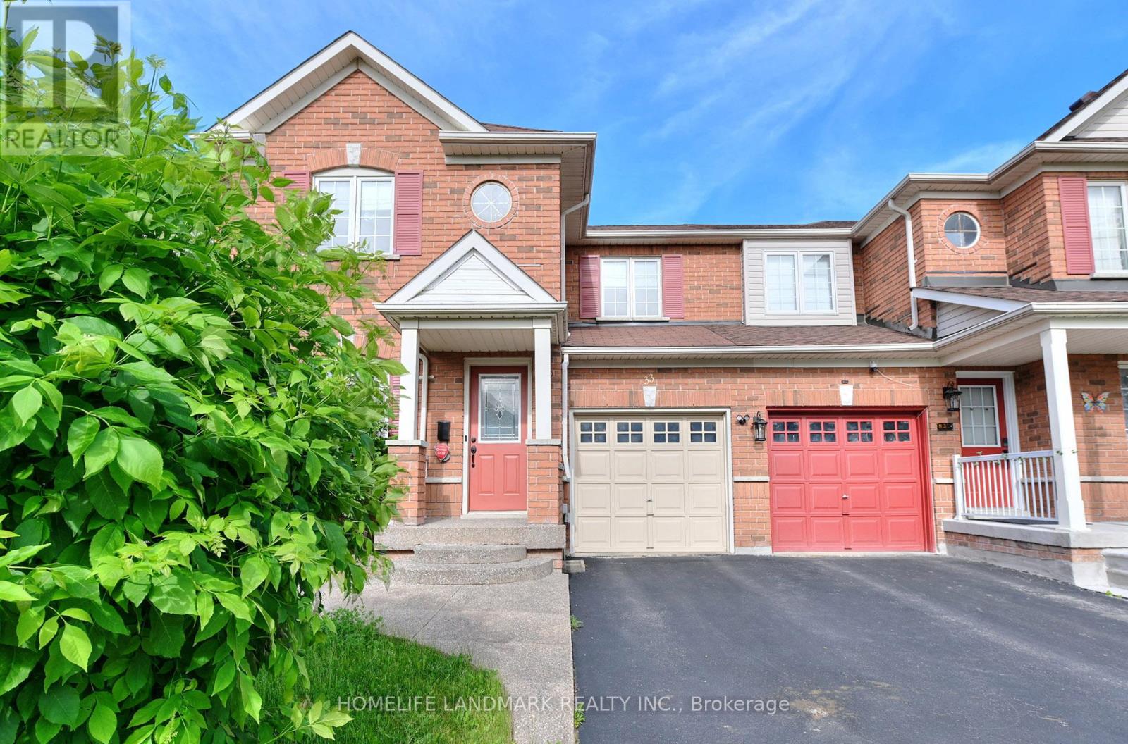 33 FAIRWAY COURT, Brampton, Ontario