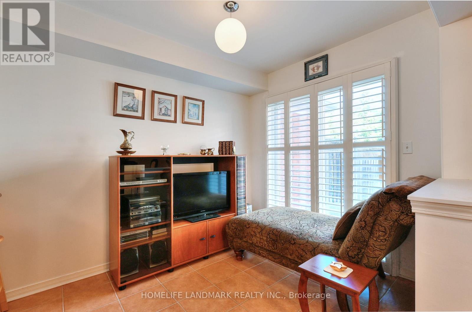 33 Fairway Court, Brampton, Ontario  L6Z 4W4 - Photo 11 - W13421334