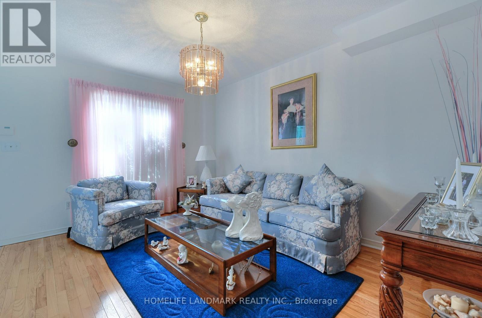 33 Fairway Court, Brampton, Ontario  L6Z 4W4 - Photo 5 - W13421334