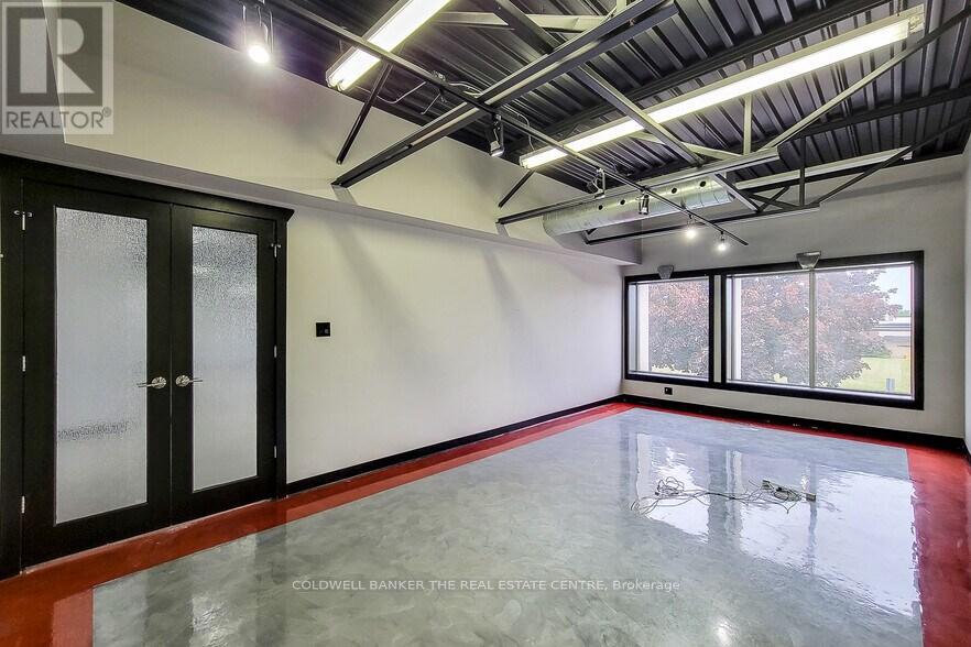 Unit A - 1070 Heritage Road, Burlington, Ontario  L7L 4X9 - Photo 15 - W13421344