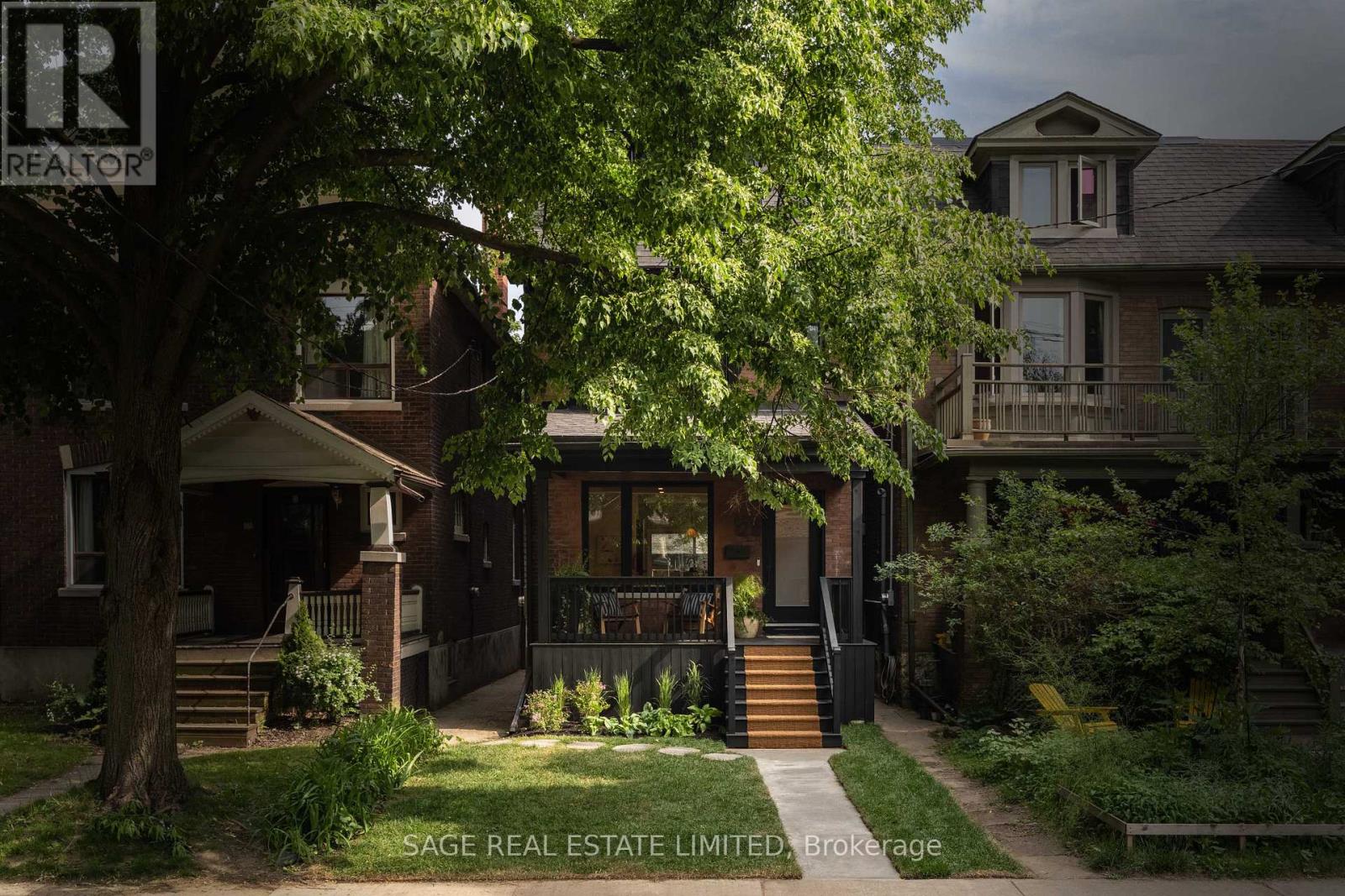 21 GALLEY AVENUE, Toronto, Ontario