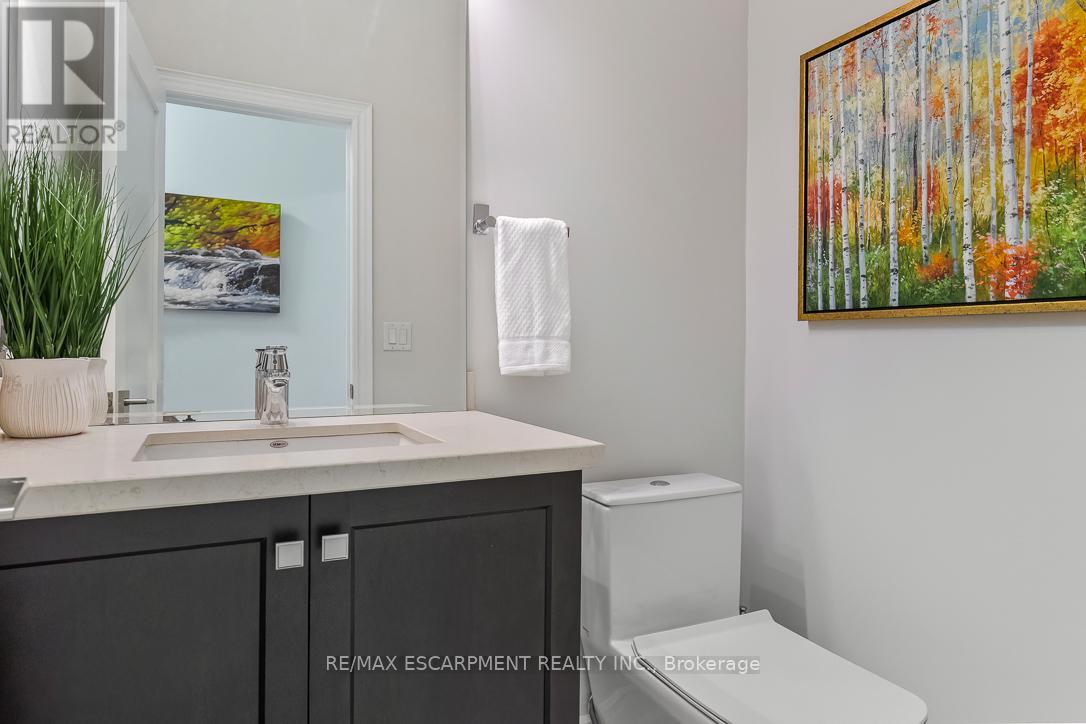 519 Hancock Way, Mississauga, Ontario  L5H 4L5 - Photo 20 - W13421398
