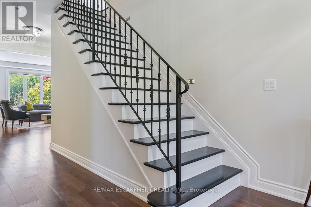 519 Hancock Way, Mississauga, Ontario  L5H 4L5 - Photo 22 - W13421398