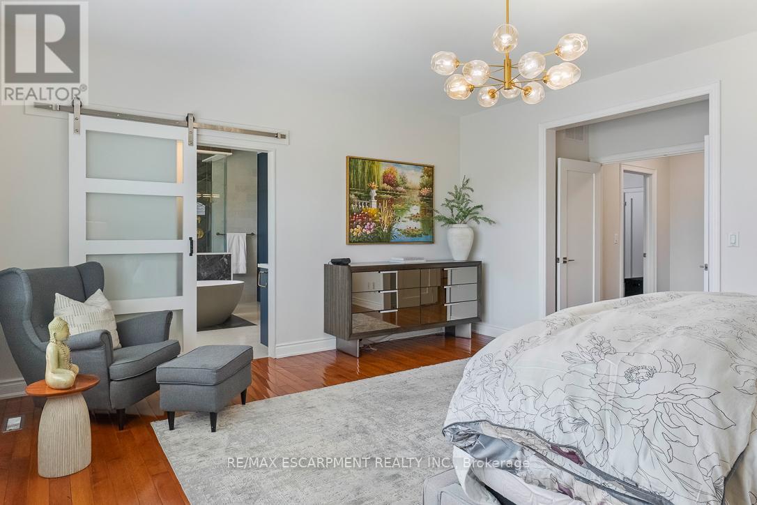 519 Hancock Way, Mississauga, Ontario  L5H 4L5 - Photo 24 - W13421398
