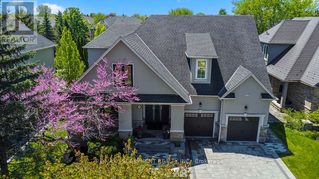 519 Hancock Way, Mississauga, Ontario  L5H 4L5 - Photo 3 - W13421398