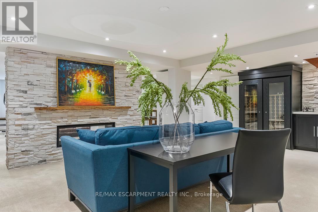 519 Hancock Way, Mississauga, Ontario  L5H 4L5 - Photo 38 - W13421398