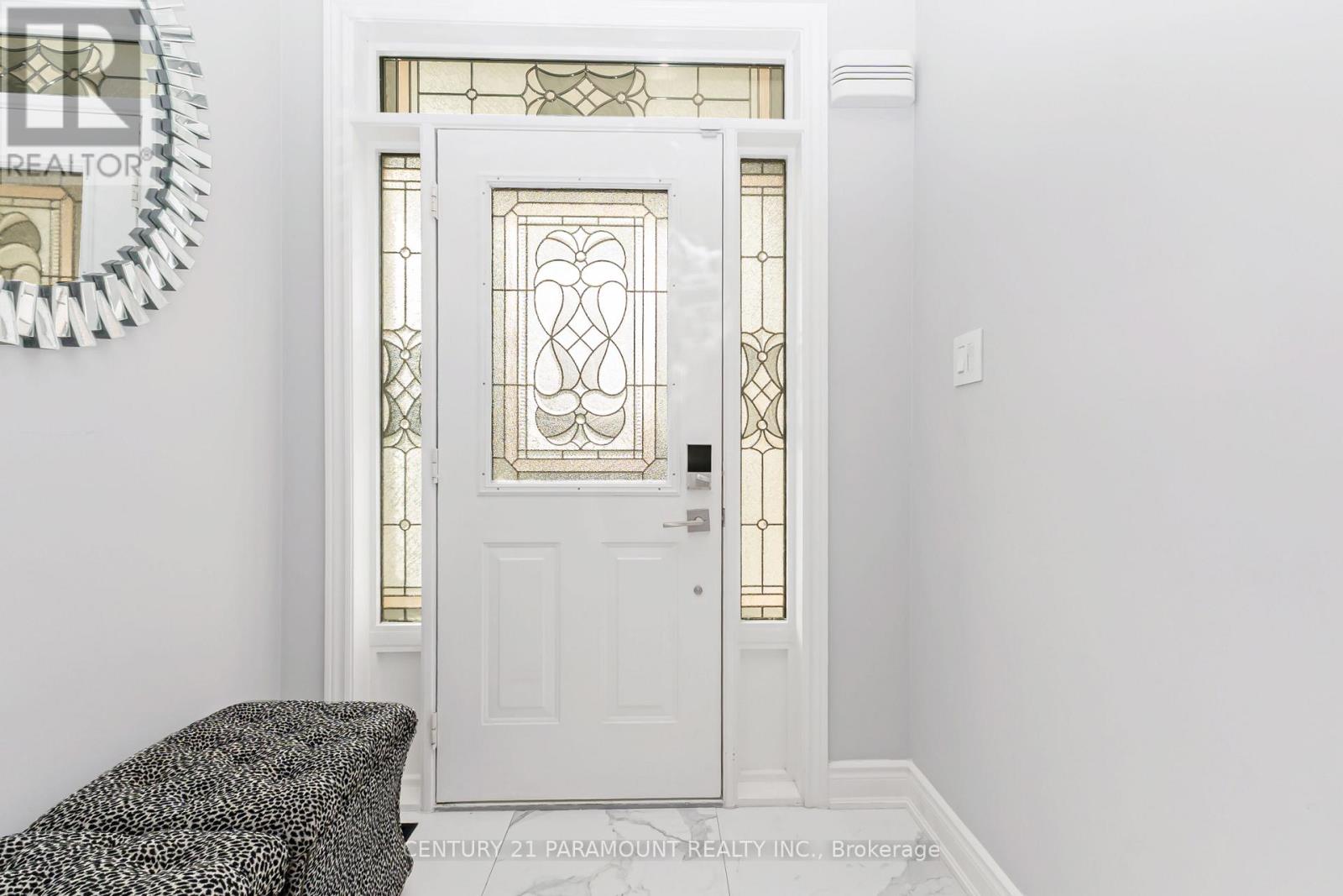 108 Silent Pond Crescent, Brampton, Ontario  L6V 4S9 - Photo 4 - W13421402