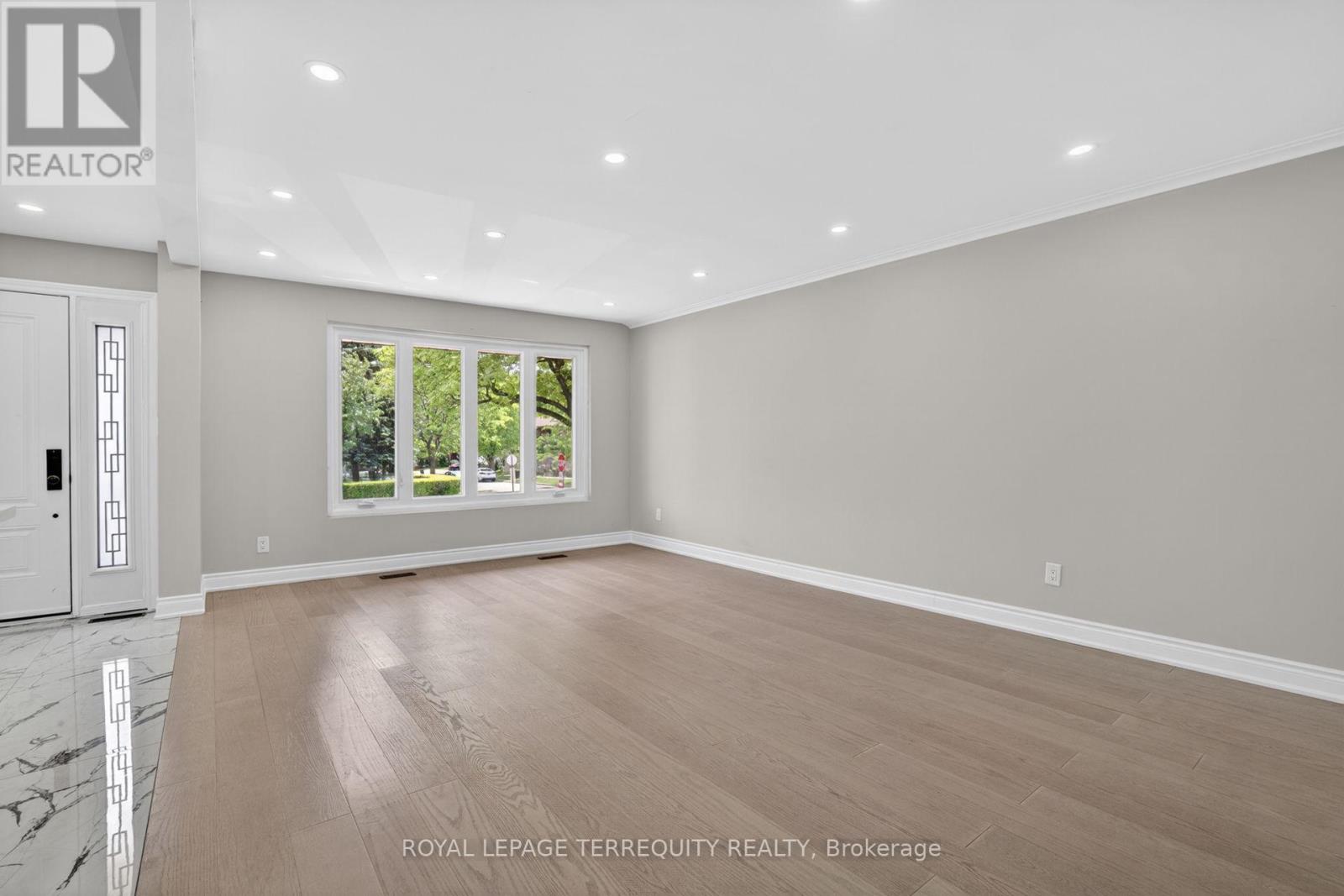 1173 Shadeland Drive, Mississauga, Ontario  L5C 1P2 - Photo 11 - W13421416