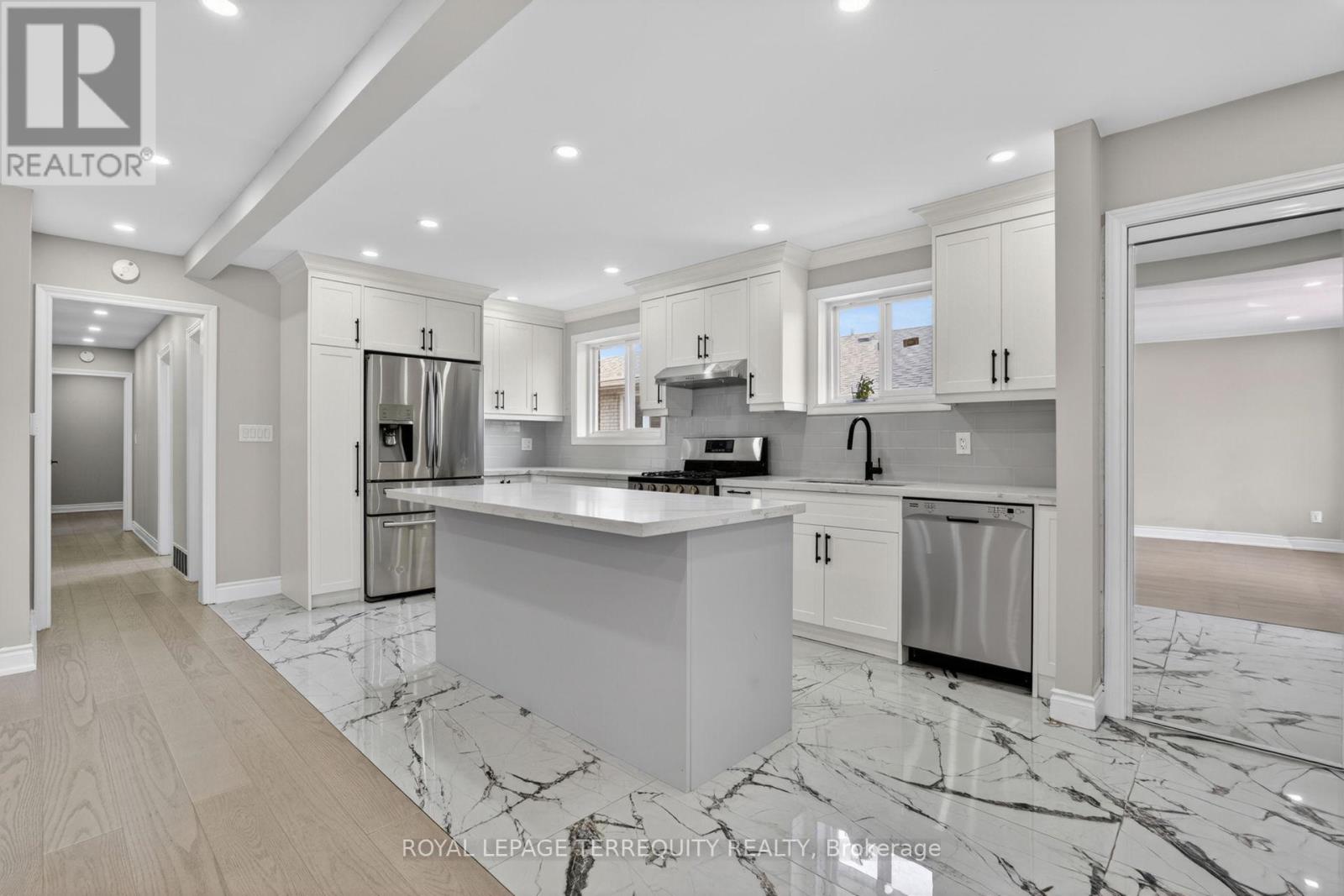 1173 Shadeland Drive, Mississauga, Ontario  L5C 1P2 - Photo 19 - W13421416