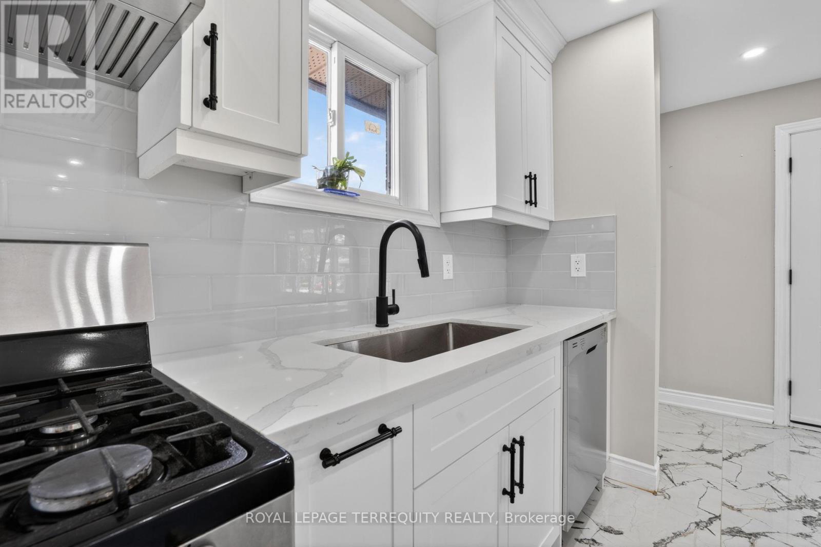 1173 Shadeland Drive, Mississauga, Ontario  L5C 1P2 - Photo 26 - W13421416