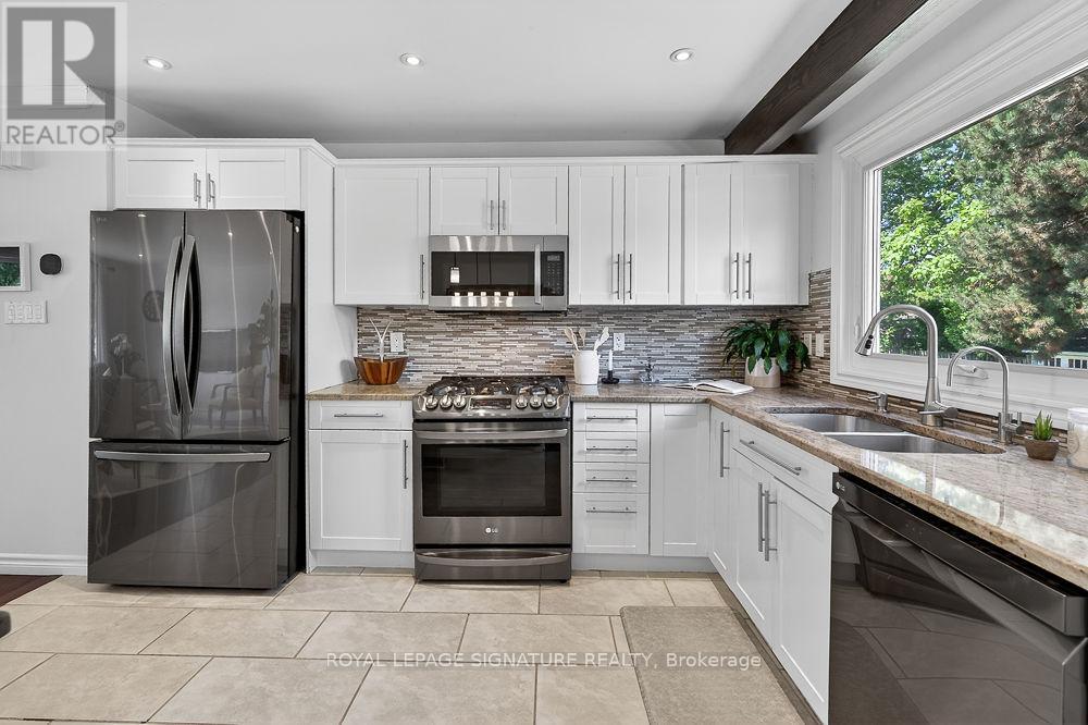 4263 Longmoor Drive, Burlington, Ontario  L7L 5A2 - Photo 12 - W13421420
