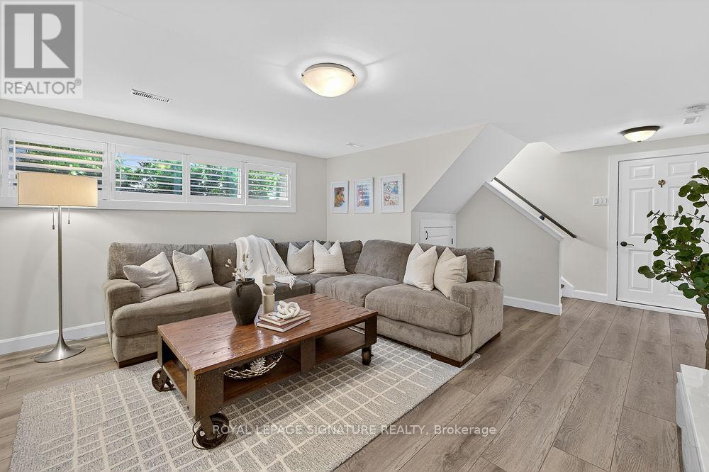 4263 Longmoor Drive, Burlington, Ontario  L7L 5A2 - Photo 24 - W13421420