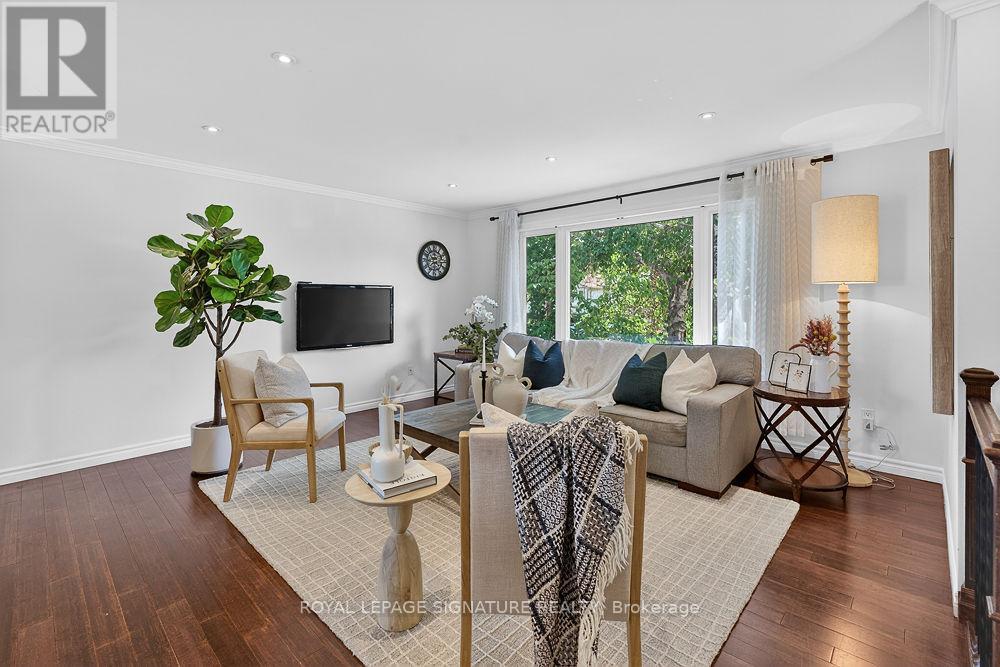 4263 Longmoor Drive, Burlington, Ontario  L7L 5A2 - Photo 4 - W13421420