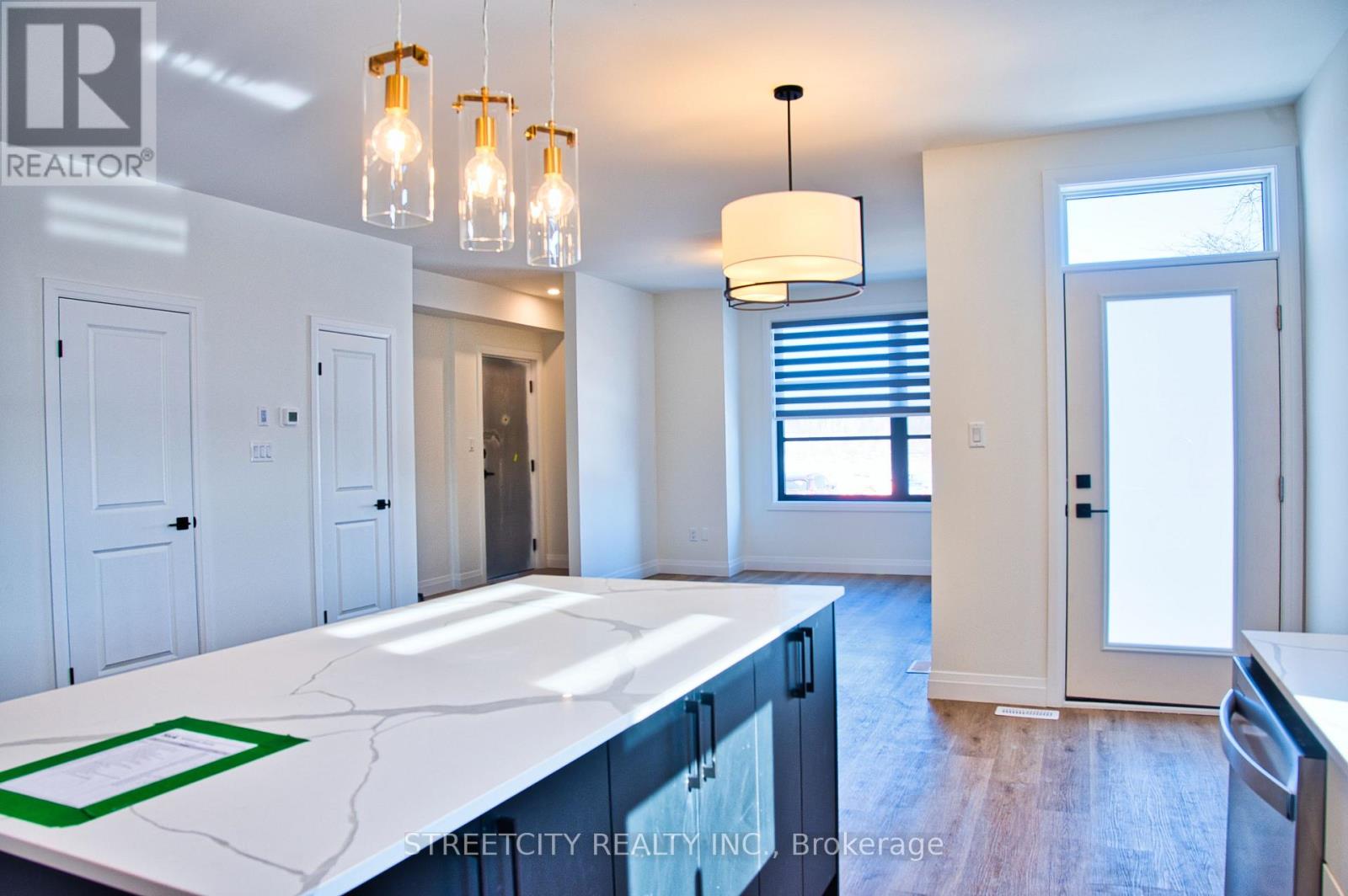 105 - 2900 Savoy Street, London South, Ontario  N6P 0A3 - Photo 10 - X13421482