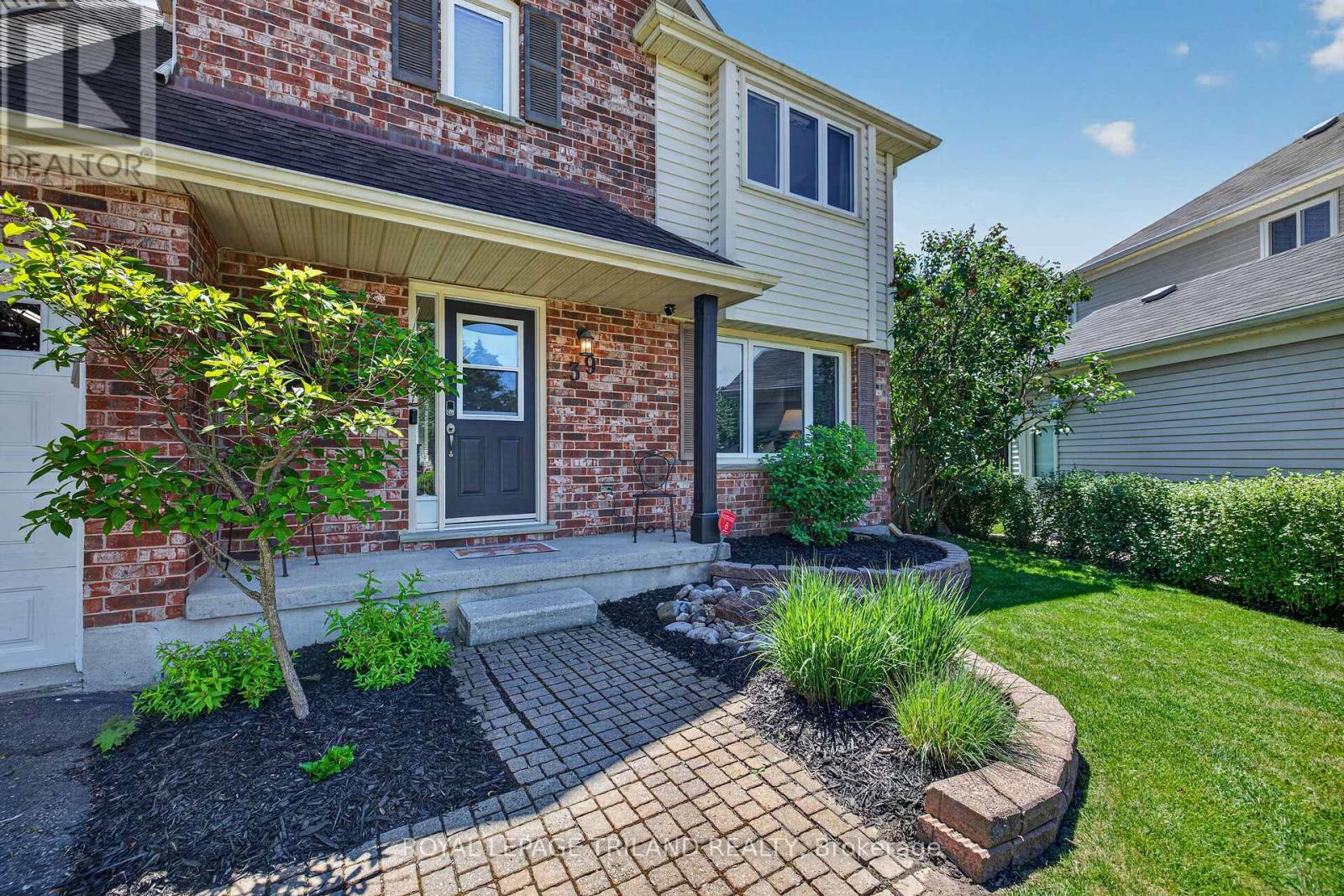 39 Hitch Crescent, St. Thomas, Ontario  N5R 5X9 - Photo 4 - X13421484