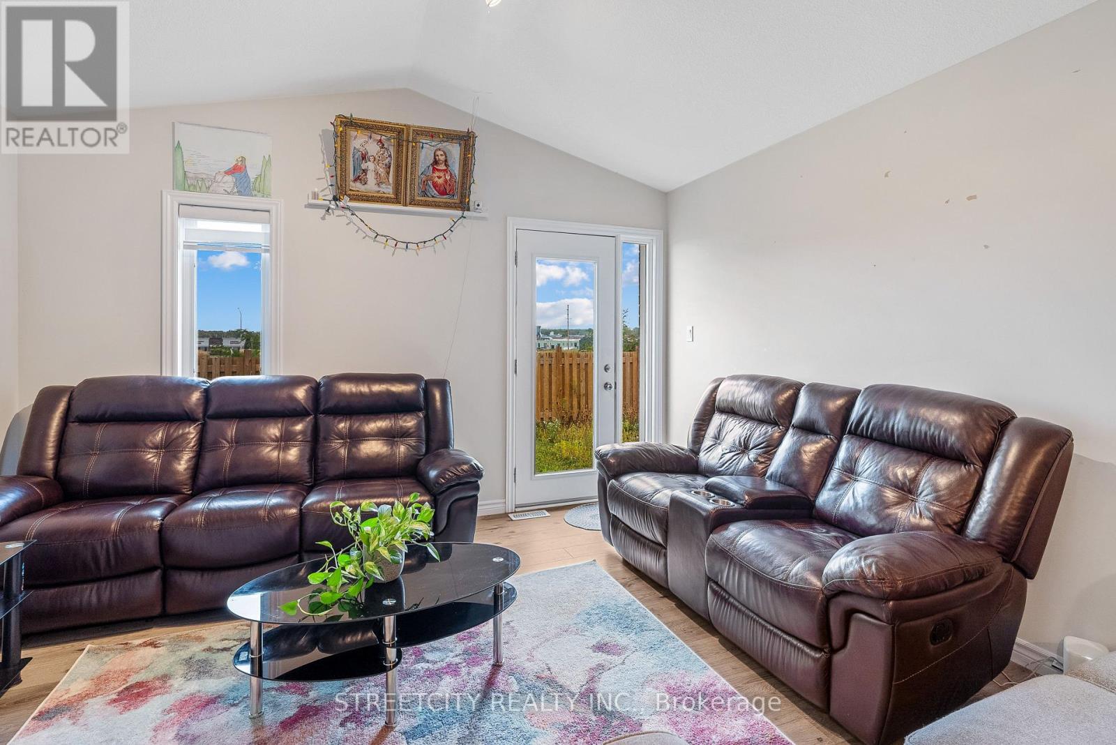 307 Kennington Way, London South, Ontario  N6L 0H4 - Photo 8 - X13421510