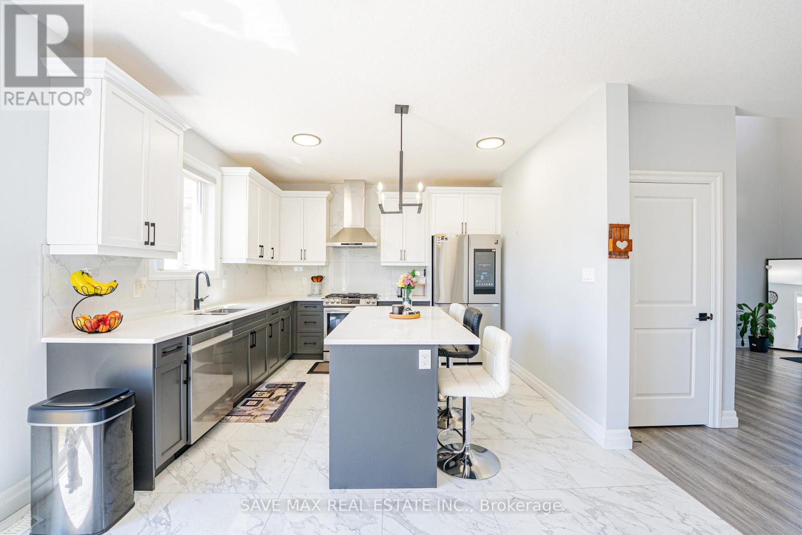 187 Boardwalk Way, Thames Centre, Ontario  N0L 1G2 - Photo 14 - X13415382