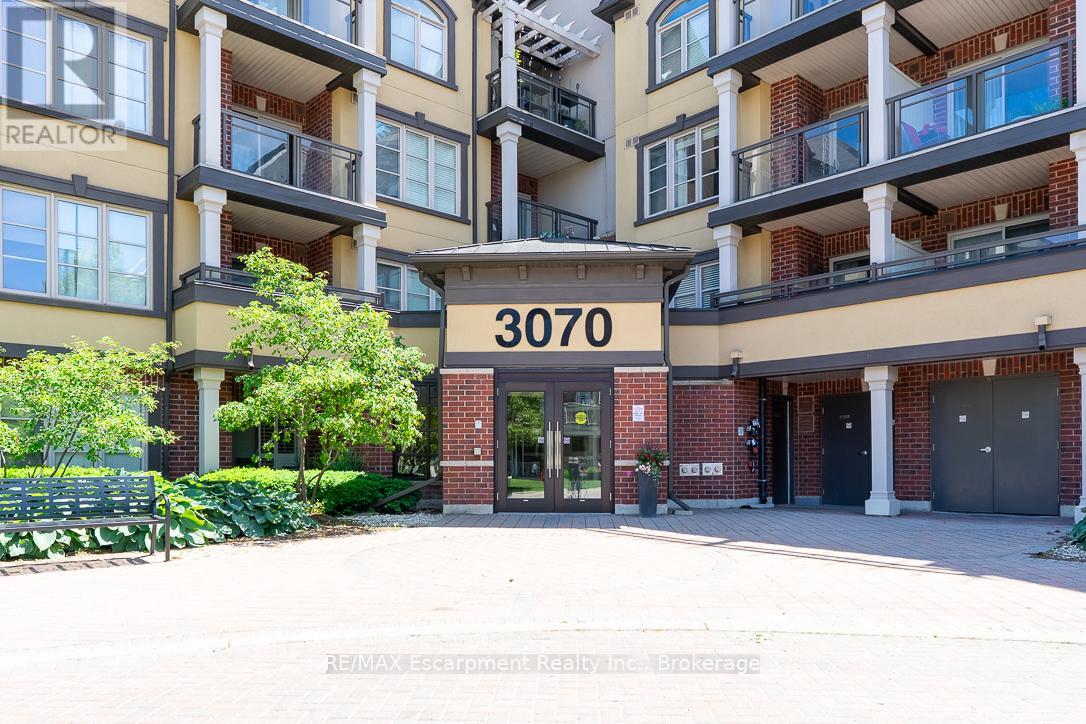 226 - 3070 Rotary Way, Burlington, Ontario  L7M 0H1 - Photo 2 - W13421486