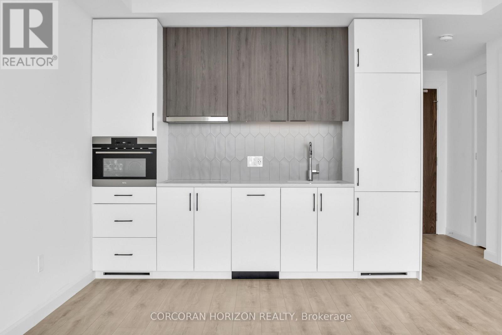 1711 - 741 King Street, Kitchener, Ontario  N2G 1E5 - Photo 12 - X13421170