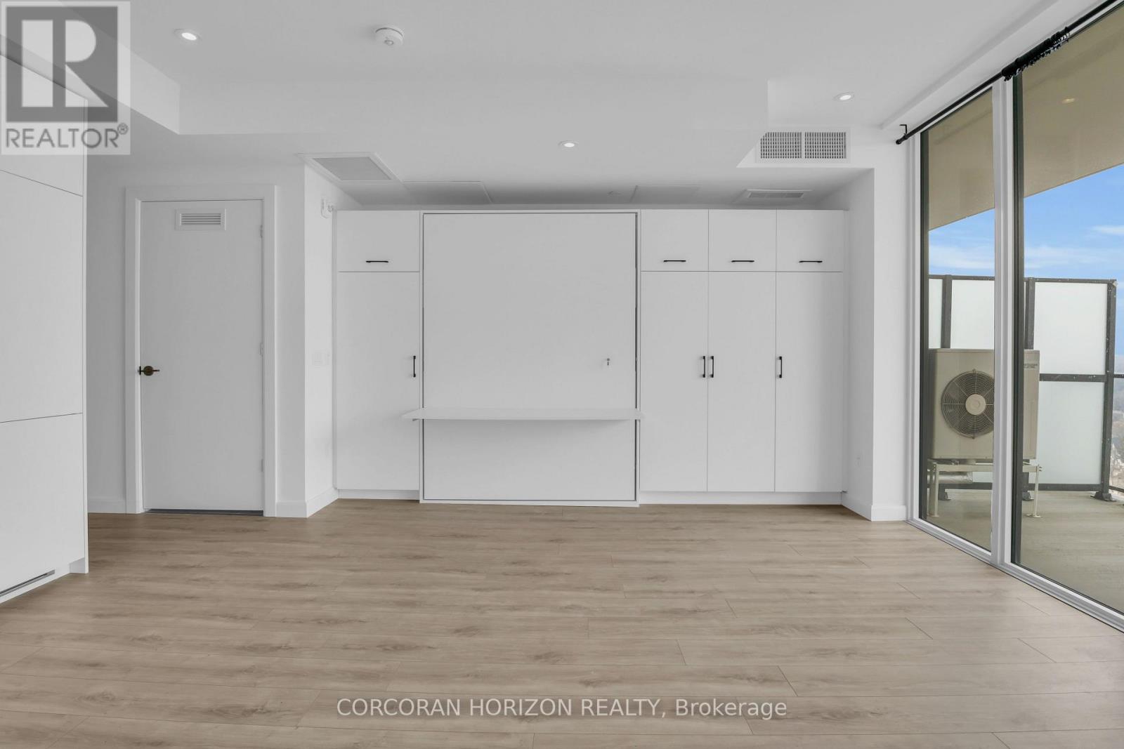 1711 - 741 King Street, Kitchener, Ontario  N2G 1E5 - Photo 15 - X13421170