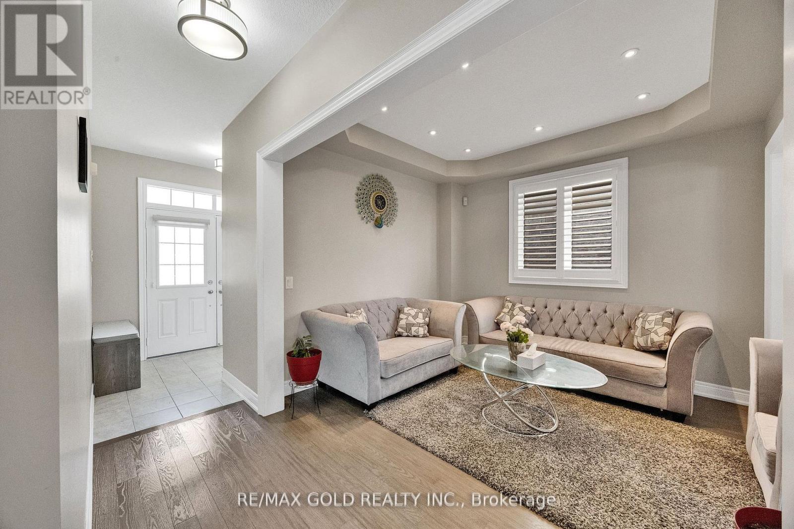 712 Arthur Parker Avenue, Woodstock, Ontario  N4S 7W2 - Photo 4 - X13421370