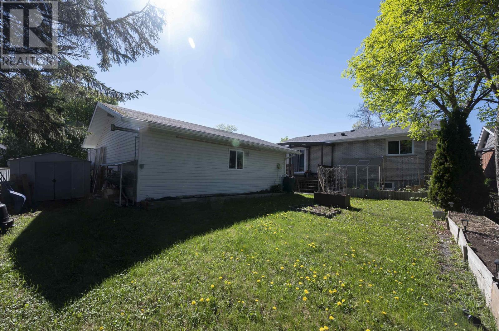 296 Sequoia Drive, Thunder Bay, Ontario  P7B 5T5 - Photo 37 - TB2601429