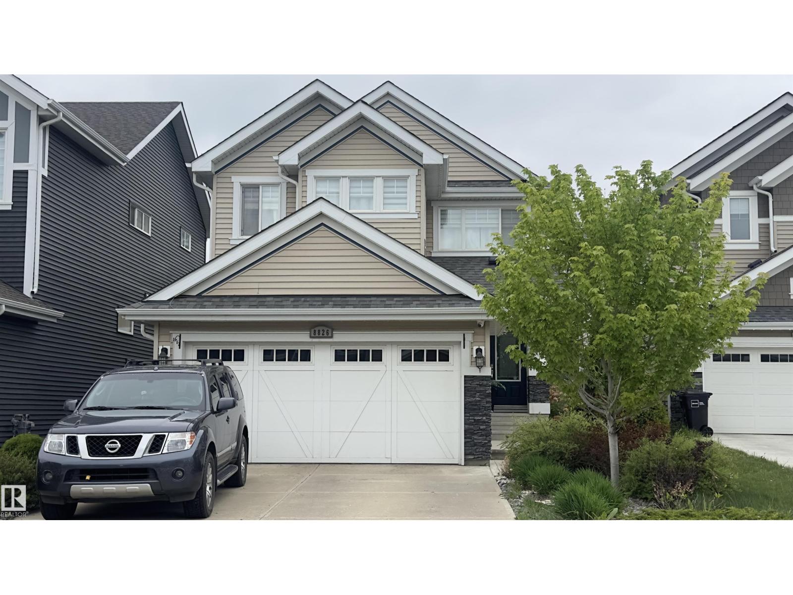 8826 24 AV SW, edmonton, Alberta